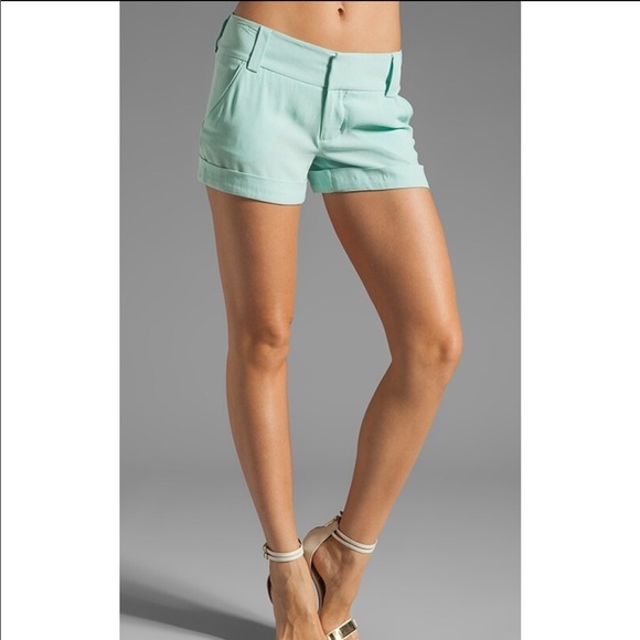 Alice & Olivia Cady Cuff Short Skylight Aqua - Picture 11 of 11